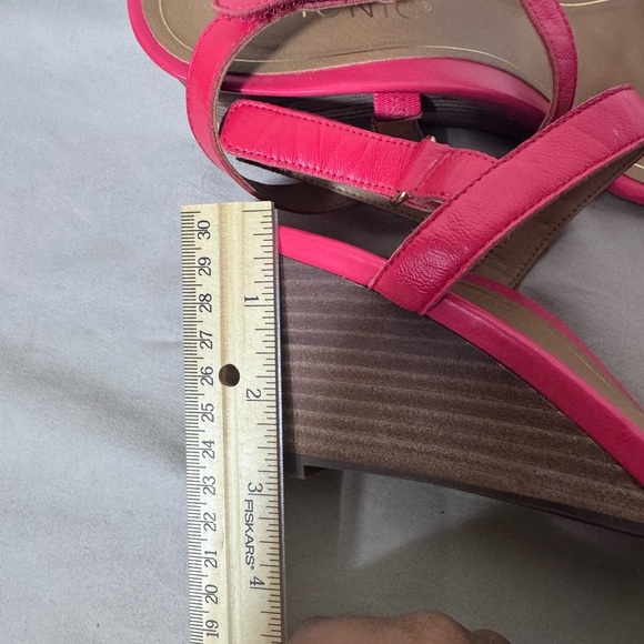 VIONIC Emmy Women's Size 9/EU 41 Coral Pink Orthotic Slingback 3" Wedge Sandals - Picture 9 of 11